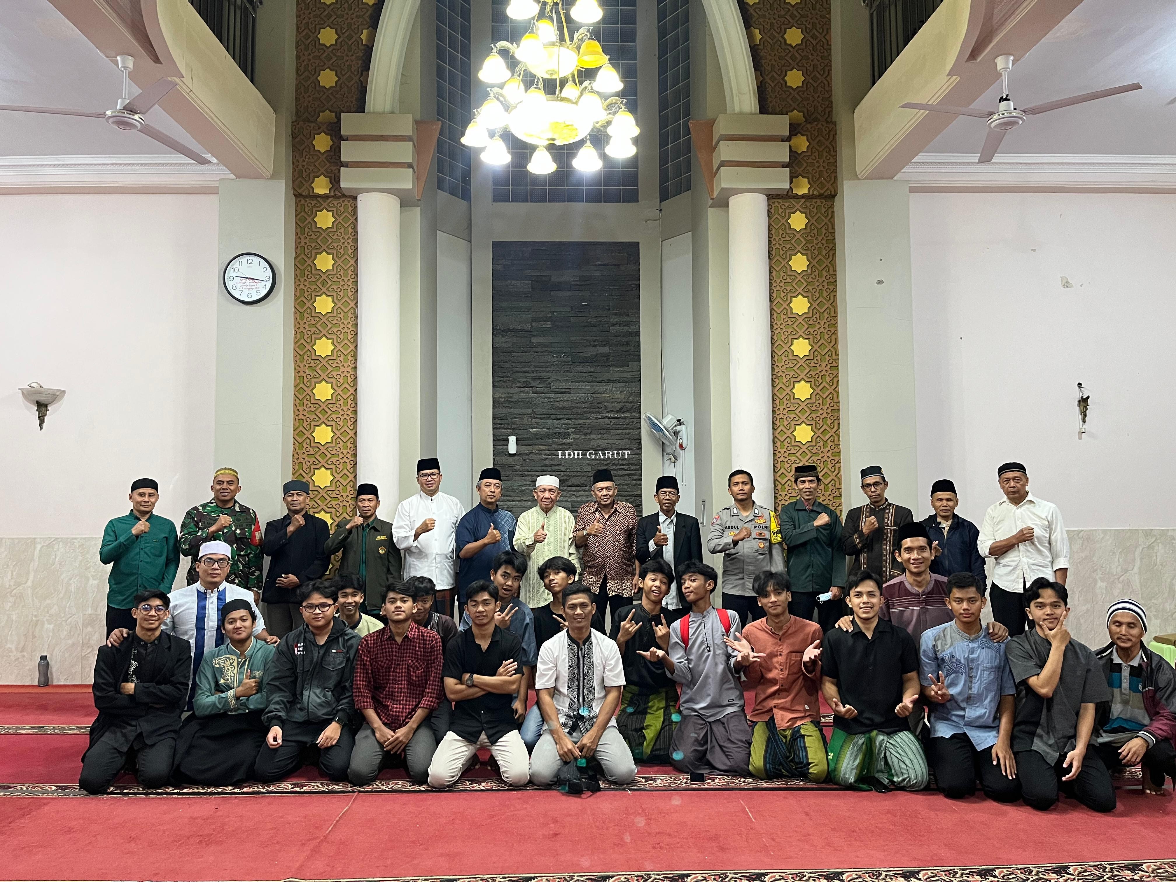 Sinergi Aparatur Kelurahan Pataruman dan LDII Perkuat Ukhuwah di Bulan Suci